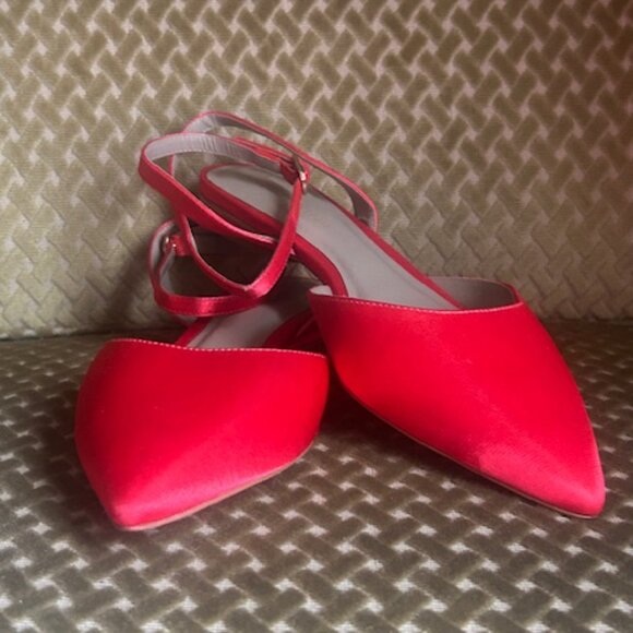 By Anthropologie Ankle-Wrap Adjustable Strap Pointy Toe Cherry Red Kitten Flats - Picture 15 of 16